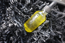 Load image into Gallery viewer, Absynnian Rose Oil